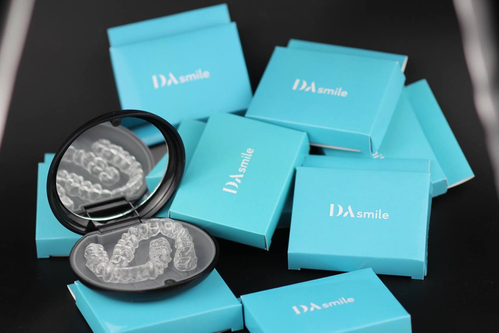 Элайнеры с памятью формы: Путь к идеальной улыбке — изображение 1